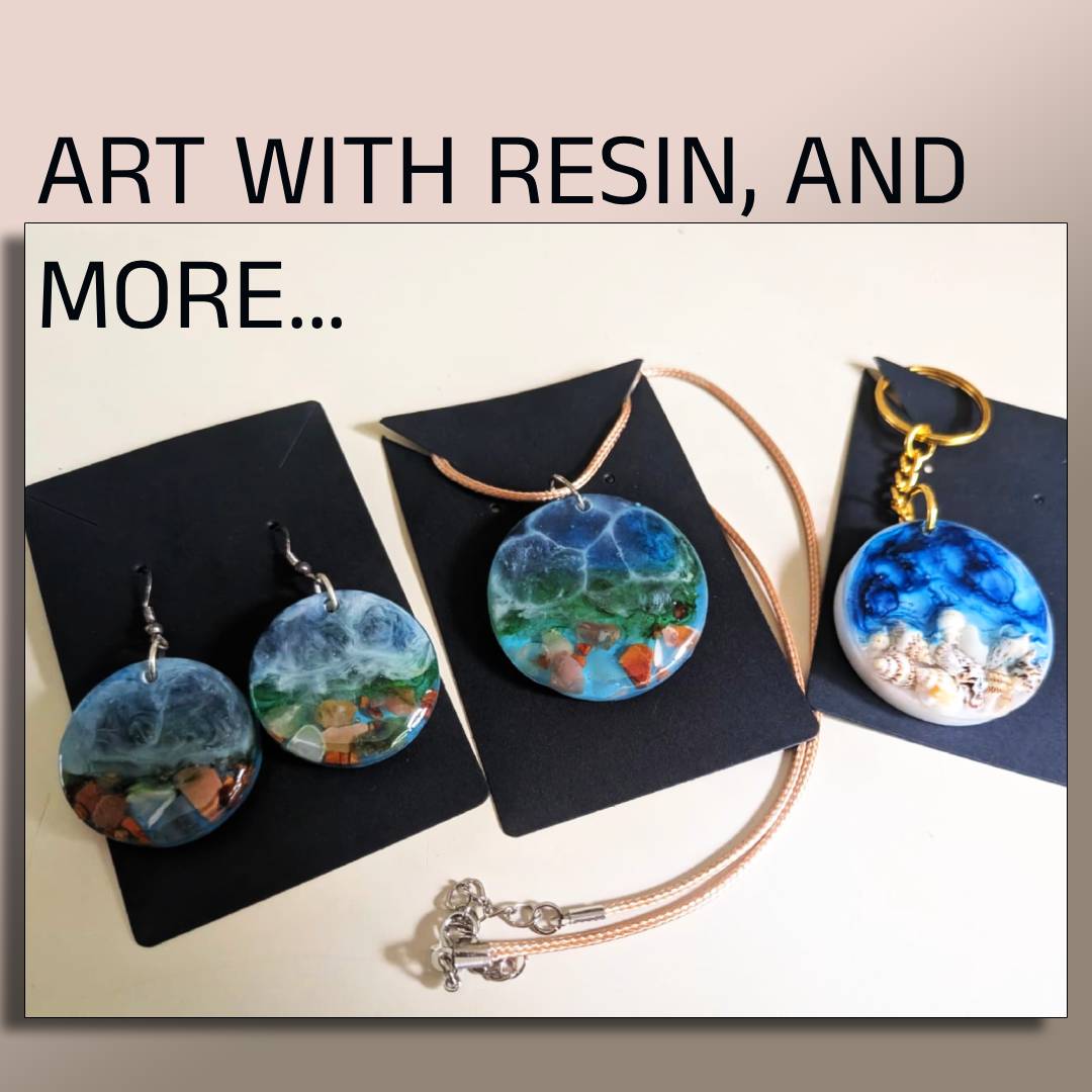 set of pendant, earrings and keychain with a sea theme