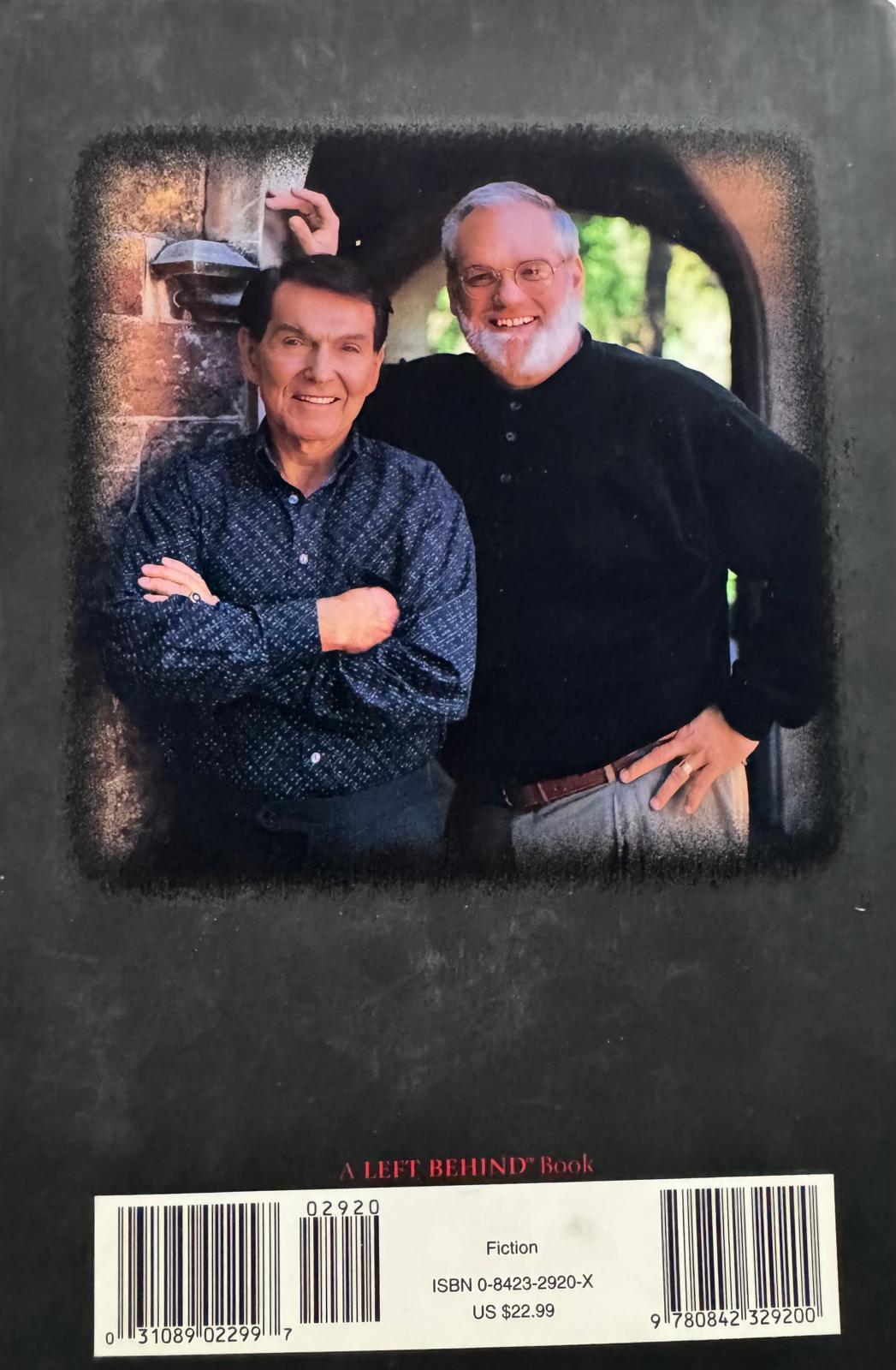 ASSASSINS. Tim LaHaye - Jerry B. Jenkins. Book from our library now available (#6 in the LEFT BEHING series). English edition.